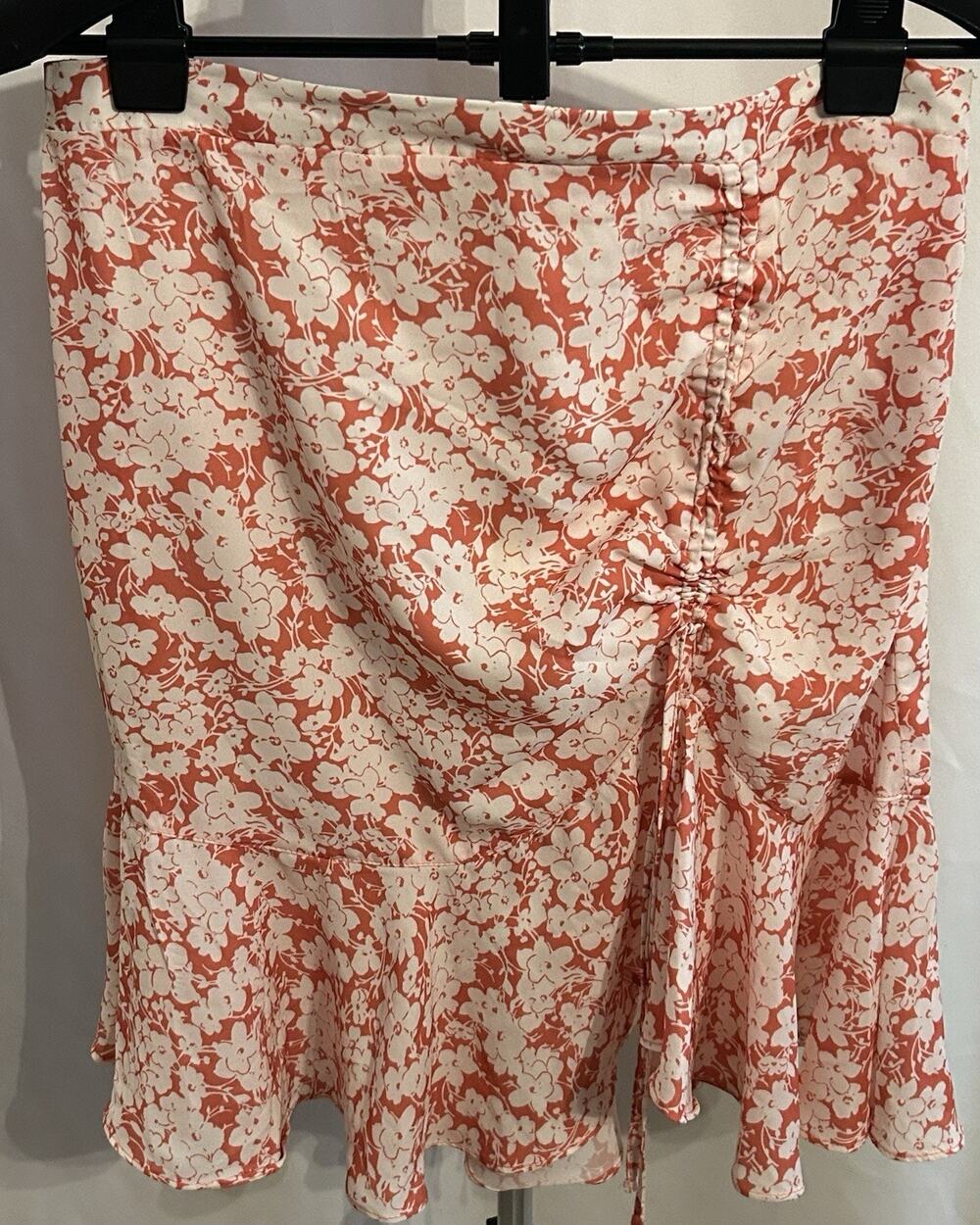 NWT Max Studio Red and White Floral Skirt Women's size L
